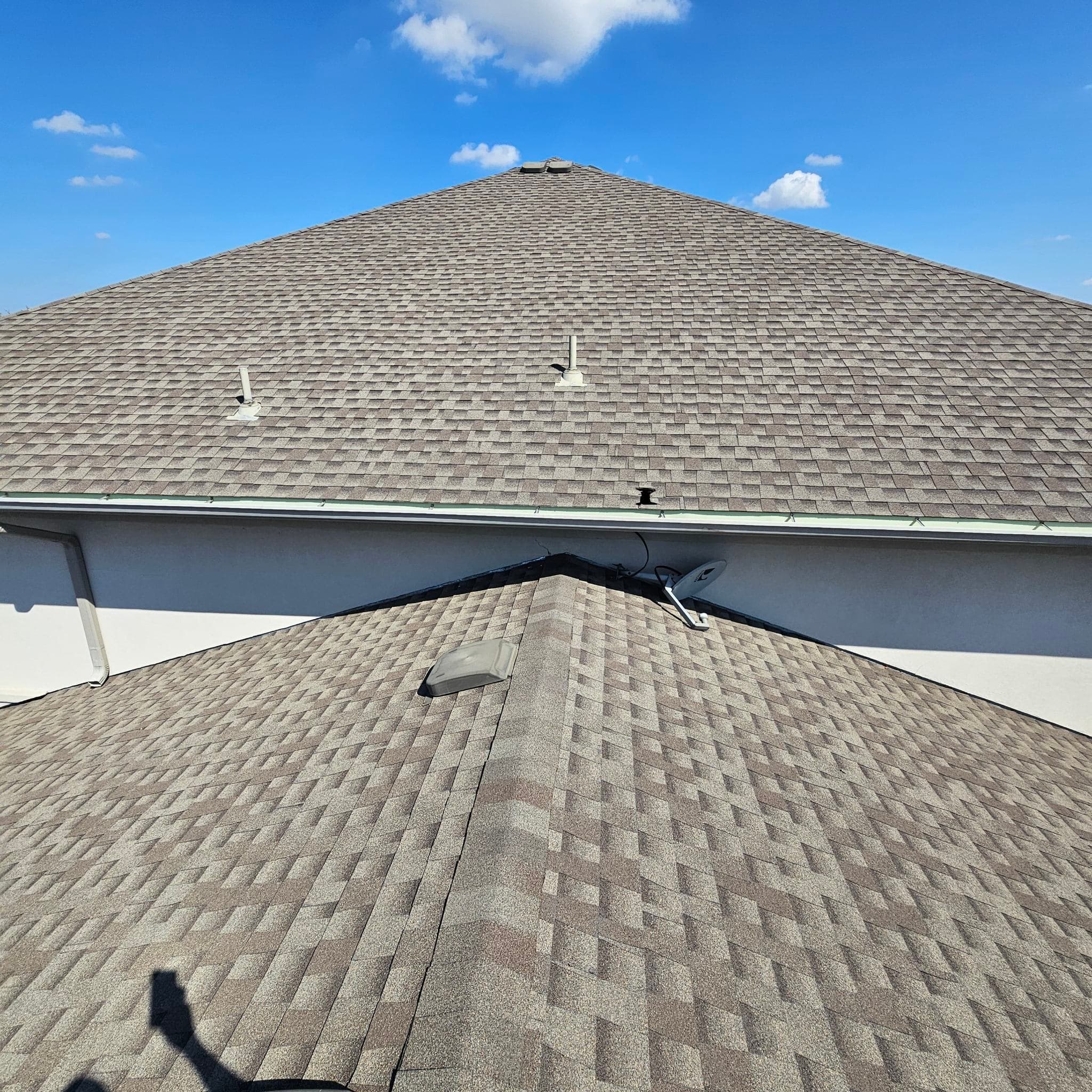 Project Expert Roof Repair with Durable Gray Shingles image