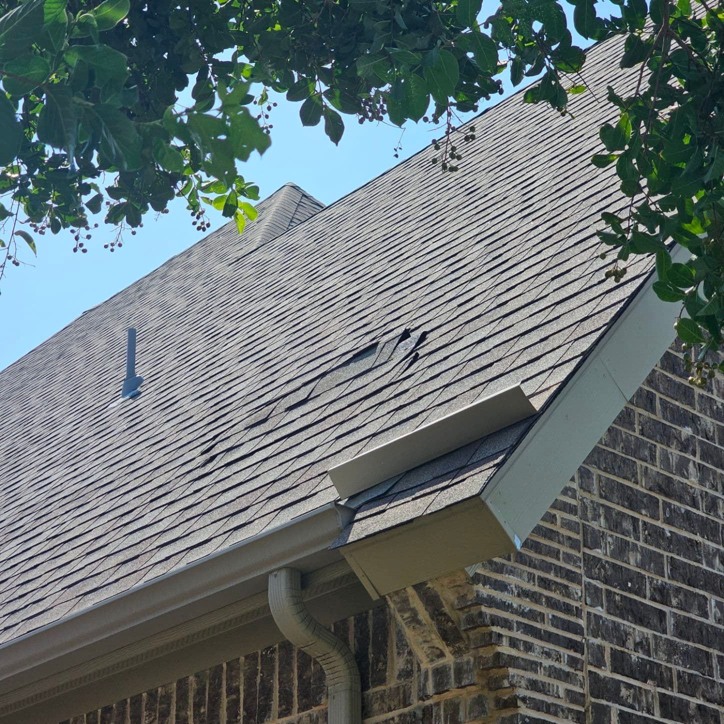 Gallery photos for Emergency Roof Repairs with Secure Tarp Method: Image #1